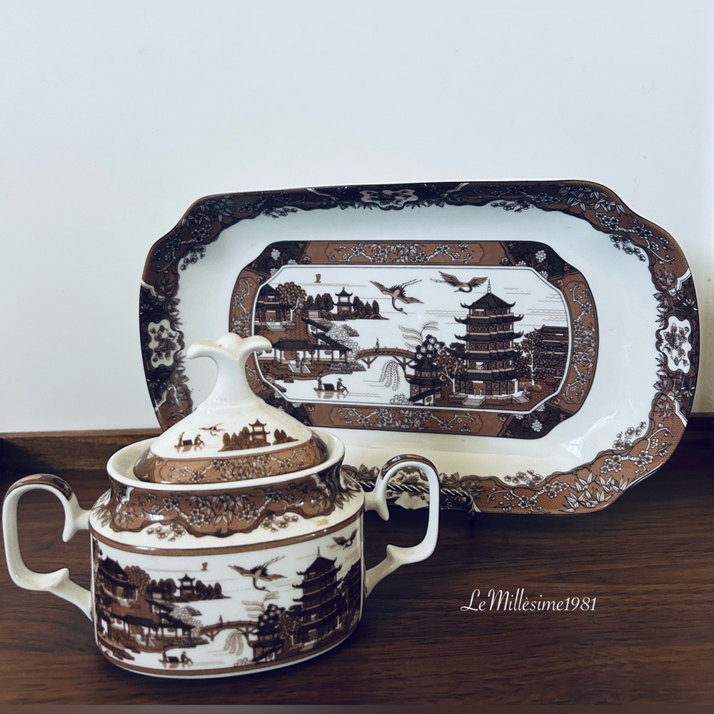Vintage Brown Willow Sugar Bowl and Medium Platter | Collection |Gracie China |